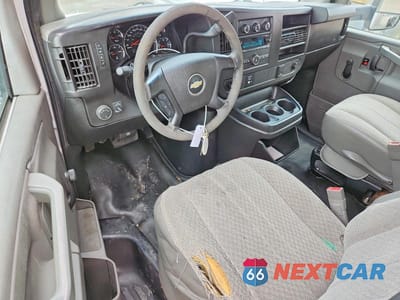 Zdjęcie 8 z 12 samochodu: 2016 CHEVROLET EXPRESS G3500 VIN:1GB3GSCG6G1124800 - miniatura