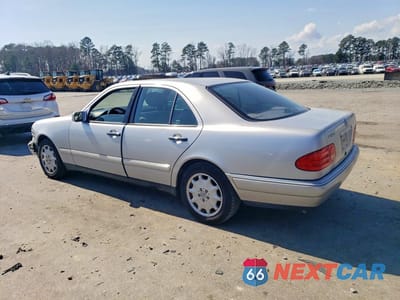 Drugie zdjęcie samochodu z przodu: 1998 MERCEDES-BENZ E 320 VIN:WDBJF65F5WA670342 - miniatura