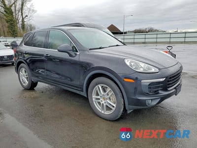 Czwarte zdjęcie samochodu z boku: 2016 PORSCHE CAYENNE VIN:WP1AA2A28GLA05239 - miniatura