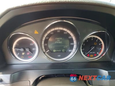 Zdjęcie 9 z 11 samochodu: 2010 MERCEDES-BENZ C 300 VIN:WDDGF5EB5AF449537 - miniatura