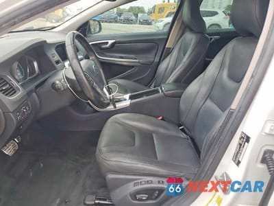 Zdjęcie 7 z 11 samochodu: 2016 VOLVO S60 PREMIER VIN:YV126MFK9G2410666 - miniatura