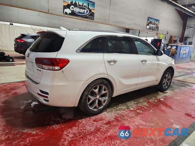 Trzecie zdjęcie samochodu z tyłu: 2016 KIA SORENTO SX V6 VIN:5XYPKDA50GG016701 - miniatura