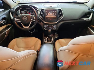 Zdjęcie 8 z 13 samochodu: 2017 JEEP CHEROKEE SPORT VIN:1C4PJLABXHW585269 - miniatura
