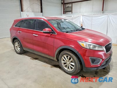 Czwarte zdjęcie samochodu z boku: 2016 KIA SORENTO LX VIN:5XYPG4A37GG098989 - miniatura