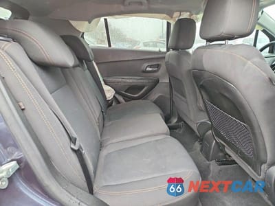 Zdjęcie 11 z 13 samochodu: 2019 CHEVROLET TRAX LS VIN:3GNCJKSB5KL213821 - miniatura