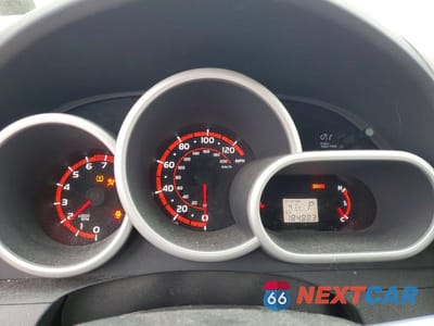 Zdjęcie 9 z 11 samochodu: 2010 PONTIAC VIBE VIN:5Y2SP6E82AZ419471 - miniatura