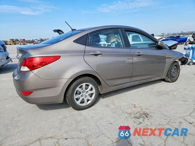 Trzecie zdjęcie samochodu z tyłu: 2014 HYUNDAI ACCENT GLS VIN:KMHCT4AE0EU614001 - miniatura