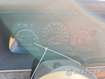 Zdjęcie 9 z 11 samochodu: 1998 FORD CROWN VICTORIA LX VIN:2FAFP74W9WX187901 - miniatura