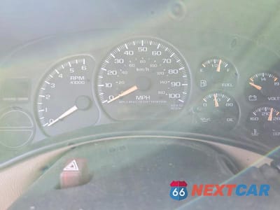 Zdjęcie 9 z 12 samochodu: 2002 GMC YUKON VIN:1GKEK13T62R206387 - miniatura