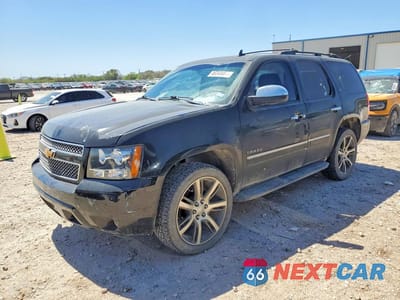 2011 CHEVROLET TAHOE C1500 LTZ 1GNSCCE02BR393998 - główne zdjęcie licytacji z USA - miniatura