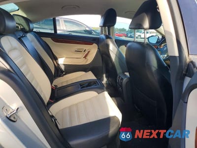 Zdjęcie 10 z 12 samochodu: 2010 VOLKSWAGEN CC SPORT VIN:WVWMN7AN7AE551679 - miniatura