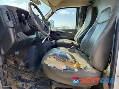 Zdjęcie 7 z 12 samochodu: 2014 CHEVROLET EXPRESS 2500 CARGO DELIVERY VAN VIN:1GCWGFFA1E1102112 - miniatura