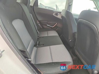 Zdjęcie 10 z 12 samochodu: 2025 KIA SOUL LX VIN:KNDJ23AU4S7261935 - miniatura