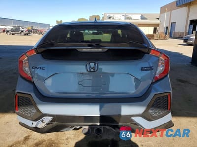 Zdjęcie 6 z 12 samochodu: 2019 HONDA CIVIC SPORT TOURING VIN:SHHFK7H92KU421009 - miniatura