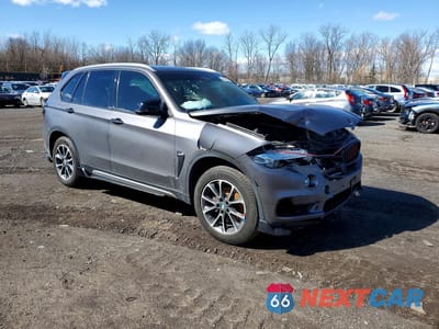 Czwarte zdjęcie samochodu z boku: 2017 BMW X5 XDRIVE35I VIN:5UXKR0C52H0V66337 - miniatura