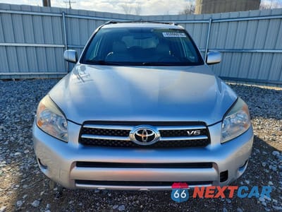 Piąte zdjęcie samochodu w środku: 2007 TOYOTA RAV4 LIMITED VIN:JTMBK31VX76011223 - miniatura