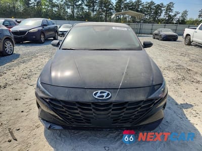 Piąte zdjęcie samochodu w środku: 2023 HYUNDAI ELANTRA SEL VIN:KMHLS4AG7PU526148 - miniatura
