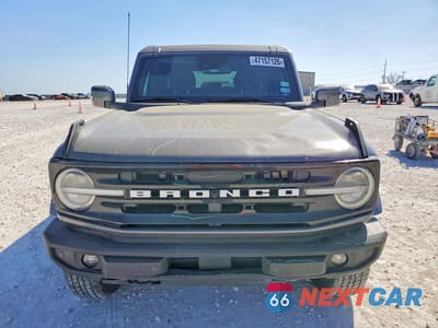 Piąte zdjęcie samochodu w środku: 2021 FORD BRONCO BASE VIN:1FMDE5BH5MLA68717 - miniatura