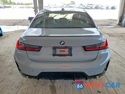 Zdjęcie 6 z 12 samochodu: 2024 BMW 330I VIN:3MW69FF06R8E61116 - miniatura