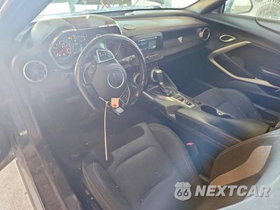 Zdjęcie 8 z 13 samochodu: 2018 CHEVROLET CAMARO LT VIN:1G1FB3DS0J0151397 - miniatura