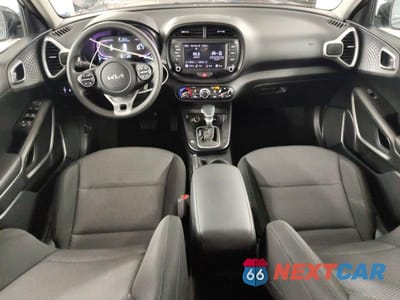 Zdjęcie 8 z 13 samochodu: 2024 KIA SOUL LX VIN:KNDJ23AU9R7901860 - miniatura