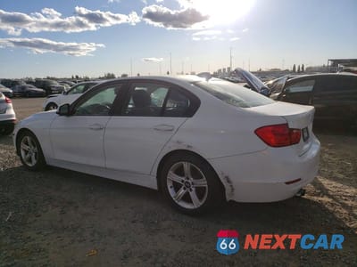 Drugie zdjęcie samochodu z przodu: 2014 BMW 328 I SULEV VIN:WBA3C1C57EK110716 - miniatura