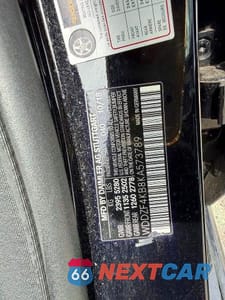 Zdjęcie 10 z 12 samochodu: 2019 MERCEDES-BENZ E 300 4MATIC VIN:WDDZF4KB8KA573789 - miniatura