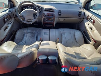 Zdjęcie 8 z 12 samochodu: 2004 CHRYSLER CONCORDE LXI VIN:2C3HD36M64H601938 - miniatura