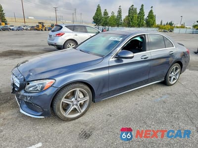 2015 MERCEDES-BENZ C 300 4MATIC 55SWF4KB2FU023657 - główne zdjęcie licytacji z USA - miniatura