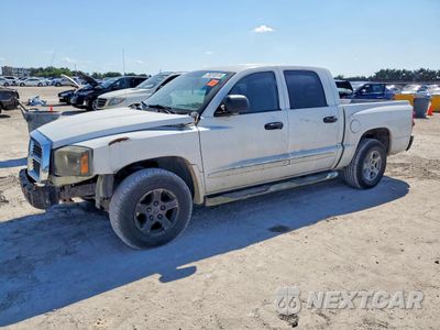 2005 DODGE DAKOTA QUAD LARAMIE 1D7HE58N95S138333 - główne zdjęcie licytacji z USA - miniatura