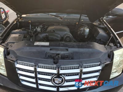 Zdjęcie 12 z 13 samochodu: 2011 CADILLAC ESCALADE ESV PREMIUM VIN:1GYS3JEF8BR254325 - miniatura