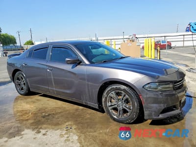 Czwarte zdjęcie samochodu z boku: 2015 DODGE CHARGER SE VIN:2C3CDXBG6FH827210 - miniatura