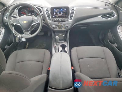 Zdjęcie 8 z 12 samochodu: 2020 CHEVROLET MALIBU LT VIN:1G1ZD5ST7LF071867 - miniatura
