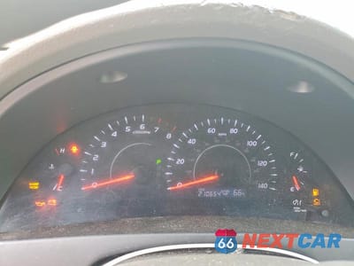 Zdjęcie 9 z 11 samochodu: 2010 TOYOTA CAMRY LE VIN:4T4BF3EK9AR081112 - miniatura