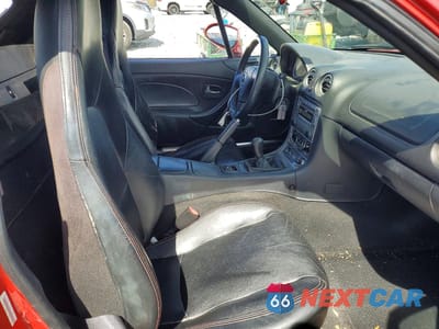 Zdjęcie 10 z 12 samochodu: 2004 MAZDA MX-5 MIATA SPEED VIN:JM1NB354740404724 - miniatura