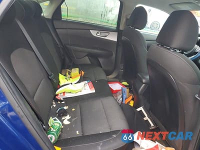 Zdjęcie 10 z 12 samochodu: 2023 KIA FORTE LXS VIN:3KPF24ADXPE652459 - miniatura