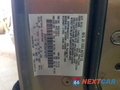 Zdjęcie 12 z 12 samochodu: 2006 FORD CROWN VICTORIA LX VIN:2FAFP74W26X107421 - miniatura