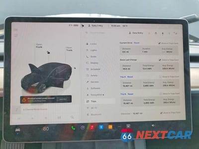 Zdjęcie 9 z 12 samochodu: 2023 TESLA MODEL 3 VIN:5YJ3E1EA4PF679157 - miniatura