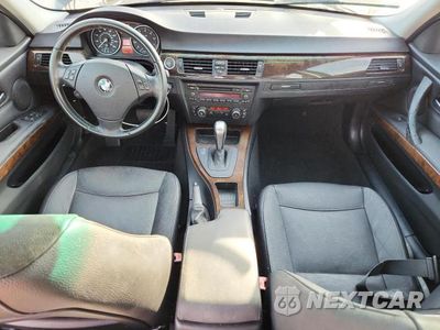 Zdjęcie 8 z 11 samochodu: 2011 BMW 328 I VIN:WBAPH7C5XBE460082 - miniatura