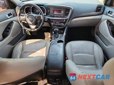Zdjęcie 8 z 12 samochodu: 2015 KIA OPTIMA EX VIN:5XXGN4A75FG408651 - miniatura