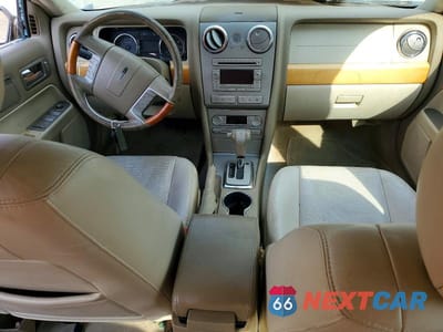 Zdjęcie 8 z 13 samochodu: 2007 LINCOLN MKZ VIN:3LNHM26T67R661848 - miniatura