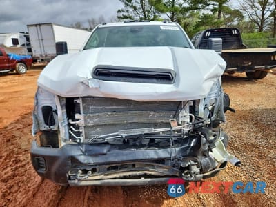 Piąte zdjęcie samochodu w środku: 2025 CHEVROLET SILVERADO HD FLATBED TRUCK VIN:1GB4KSEY0SF347466 - miniatura