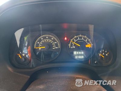 Zdjęcie 9 z 14 samochodu: 2016 JEEP PATRIOT LATITUDE VIN:1C4NJPFAXGD655829 - miniatura