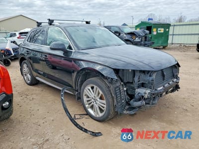 Czwarte zdjęcie samochodu z boku: 2019 AUDI Q5 PRESTIGE VIN:WA1CNAFY6K2026069 - miniatura