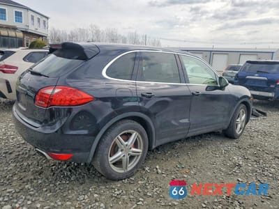 Trzecie zdjęcie samochodu z tyłu: 2013 PORSCHE CAYENNE VIN:WP1AA2A22DLA03496 - miniatura