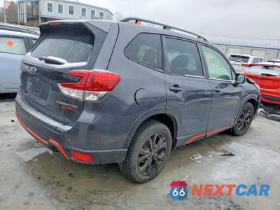 Trzecie zdjęcie samochodu z tyłu: 2021 SUBARU FORESTER SPORT VIN:JF2SKARC9MH498536 - miniatura