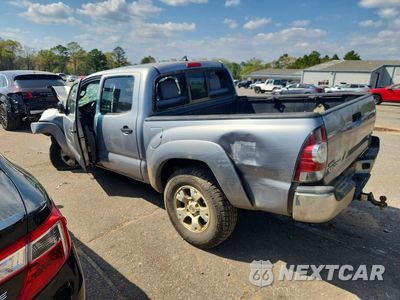 Drugie zdjęcie samochodu z przodu: 2014 TOYOTA TACOMA V6 VIN:3TMLU4EN1EM143539 - miniatura