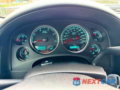 Zdjęcie 8 z 12 samochodu: 2013 CHEVROLET SILVERADO K2500 HEAVY DUTY LTZ VIN:1GC1KYE84DF230977 - miniatura