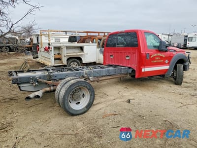 Trzecie zdjęcie samochodu z tyłu: 2013 FORD F550 SUPER DUTY TRUCK CAB AND CHASSIS VIN:1FDGF5HT5DEA42273 - miniatura