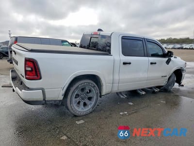 Trzecie zdjęcie samochodu z tyłu: 2025 RAM 1500 BIG HORN VIN:1C6RRFFG8SN540410 - miniatura
